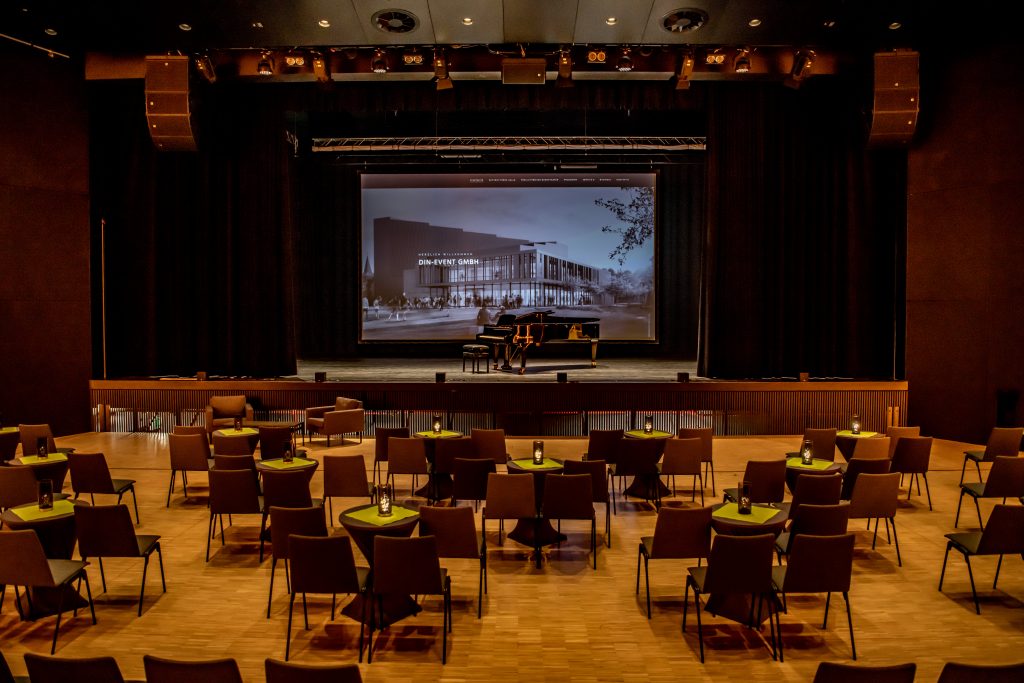 DIN Event 05_23-3374